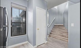 280 S ELIZABETH Way 14, Chandler, AZ 85225