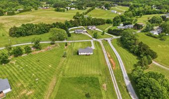 520 Calico Rd, Afton, TN 37616