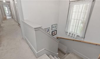 12 Lampercock Ln, Lincoln, RI 02865