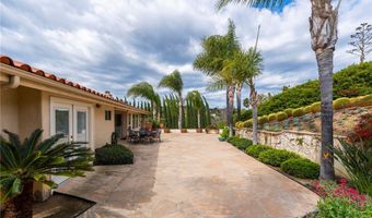 2740 Los Alisos Dr, Fallbrook, CA 92028