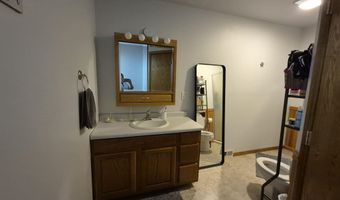 2414 Lynch Ave, Auburn, NE 68305