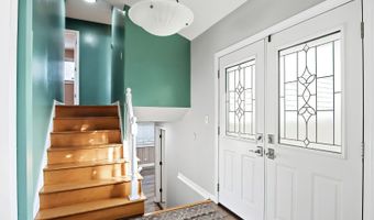 818 RUMPLE Ln, Addison, IL 60101