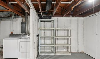 1309 6th Ave SE, Altoona, IA 50009