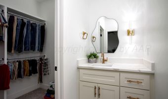 9800 Barton Springs Dr, Amarillo, TX 79119