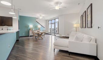 120 Twin Steeples Cir NE Unit 315, Dyersville, IA 52040