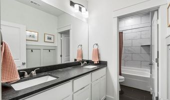 1200 Whistler St, Bentonville, AR 72713