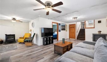 422 Shady Valley Rd, Coventry, RI 02816