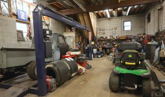 994 Limecrest Rd, Andover, NJ 07848