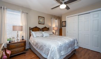 541 N 4th Ave, Addison, IL 60101