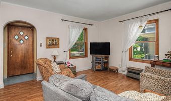 1102 Curtiss Ave, Ames, IA 50010