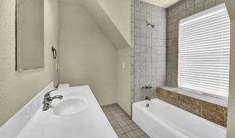 1125 Underwood Rd, Aledo, TX 76008