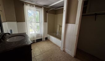 406-408 Gage St, Bennington, VT 05201