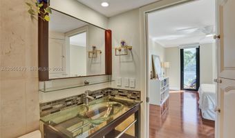 9800 W Bay Harbor Dr 309, Bay Harbor Islands, FL 33154