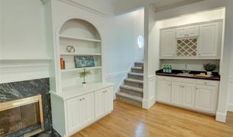 5404 Chaversham Ln, Peachtree Corners, GA 30092