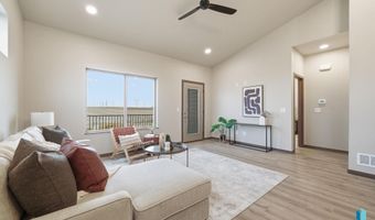 2816 E Hazelnut St, Brandon, SD 57005