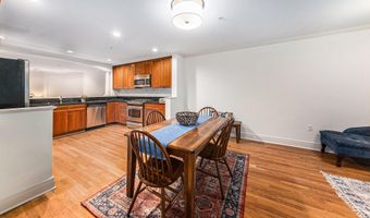 140 Ashley Mews Dr, Ann Arbor, MI 48104