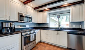 14437 SE HILLGROVE Ct, Milwaukie, OR 97267