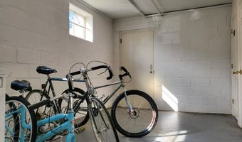 206 E WINDSOR Ave 101, Alexandria, VA 22301