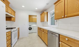 772 St Andrews Cir, Ashland, OR 97520