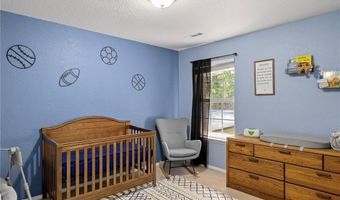 2 Leawood Pl, Bella Vista, AR 72715