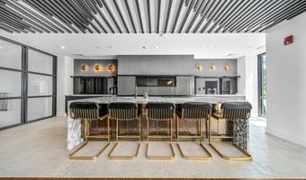99 Sumner 514, Boston, MA 02128