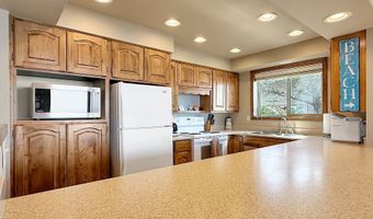 17744 HIGHWAY 101 C-306, Brookings, OR 97415