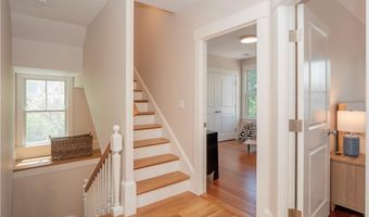 36 Bull St, Newport, RI 02840