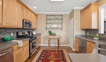 553 S POINTE Dr, Arley, AL 35541