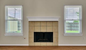 1204 Charles Dr, Alvarado, TX 76009