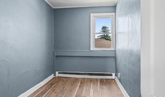 62 Center St, Amsterdam, NY 12010