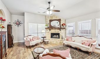 808 Glendale Dr, Anna, TX 75409