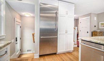 1138 S 7th St, Ann Arbor, MI 48103