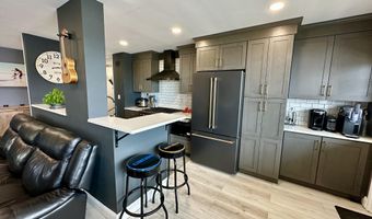 510 Deal Lake Dr 2H, Asbury Park, NJ 07712
