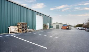 1079 Aquidneck Ave 2A, Middletown, RI 02842