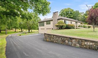 245 W Wrentham Rd, Cumberland, RI 02864