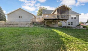 13294 212th Ave, Anamosa, IA 52205