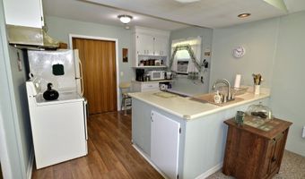 39 Taylor Rd, Bethel, CT 06801