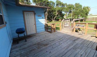 617 N Houston St, Aransas Pass, TX 78336