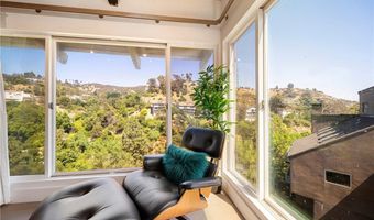 2522 Zorada Dr, Los Angeles, CA 90046