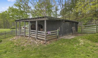 74 Muncy Ln, Ashland, KY 41102