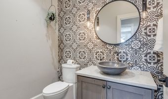 21625 BUTTEVILLE Rd, Aurora, OR 97002