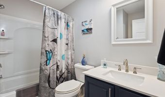 876 NE Edgemont N St, Abingdon, VA 24210