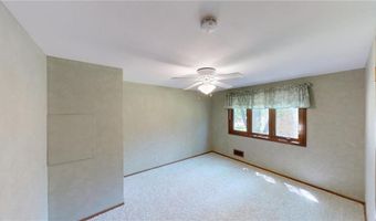 308 Ridge Rd, Albert Lea, MN 56007