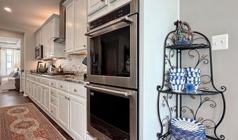 16622 TORTOLA Dr, Accokeek, MD 20607