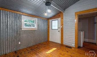 231 S Poplar St, Athens, GA 30601