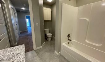 3915 SW Peachwood Dr, Bentonville, AR 72712
