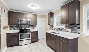 257 Shanklin Rd, Beaufort, SC 29906