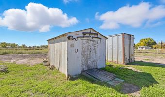 8 James Sanchez Ln, Belen, NM 87002