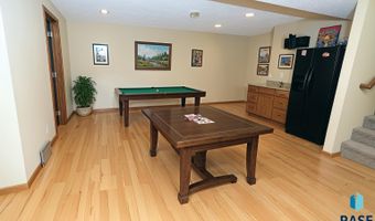 503 David Ave, Baltic, SD 57003