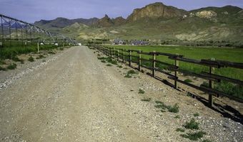 6 Whitney Dr, Cody, WY 82414